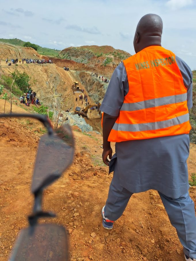 FG mobilises responders to crashed mining site in Niger State