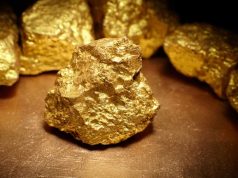 Gold continues rise, tops $2,500 per ounce first time on US Fed rate cut expectation