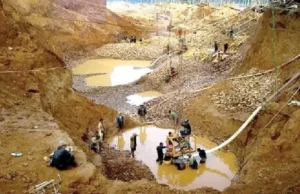 FG deploys mines officers to join Zamfara mine pit collapse rescue effort
