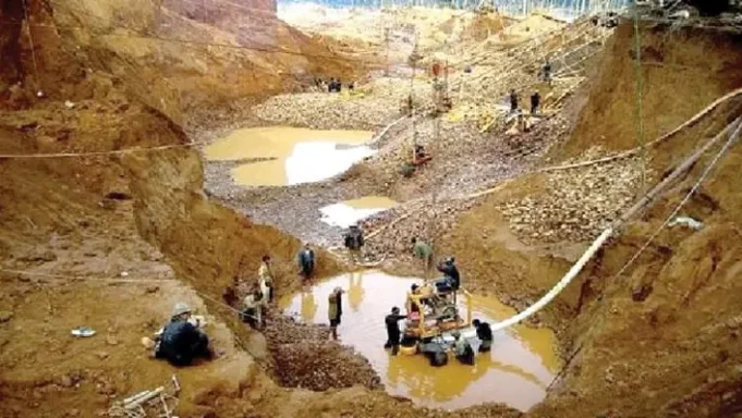 Ghanaian community dethrones chief over alleged link to illegal mining