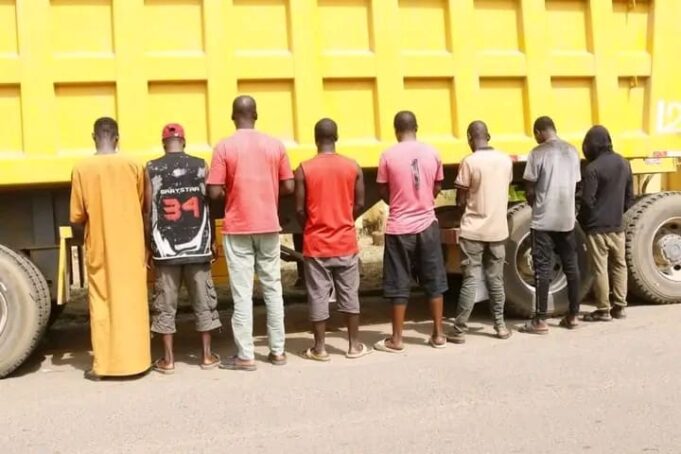 EFCC arrests 8 people, six trucks for alleged illegal mining activities in Kwara