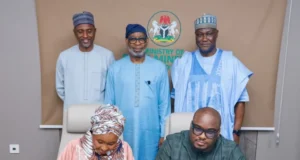 FG, AFC sign landmark $1.3b Alumina deal