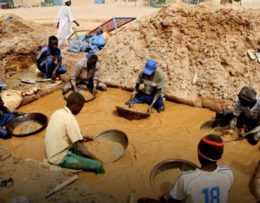 Sudanese govt introduces measures to regulate traditional mining, curb smuggling