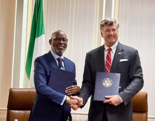 Nigeria, US Sign Pact to Deepen Investment in Mining Sector